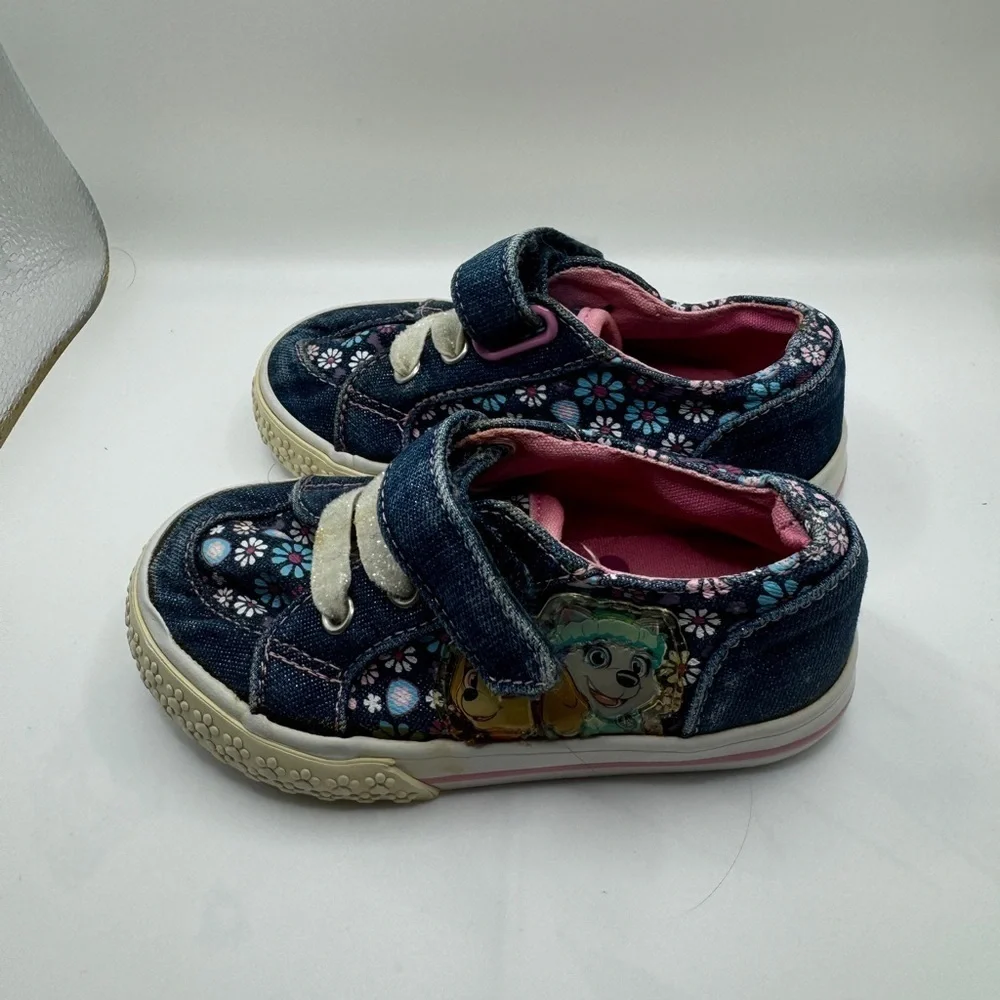 Paw Patrol Toddler Girl Size 6 Navy Blue Dog Sneakers
